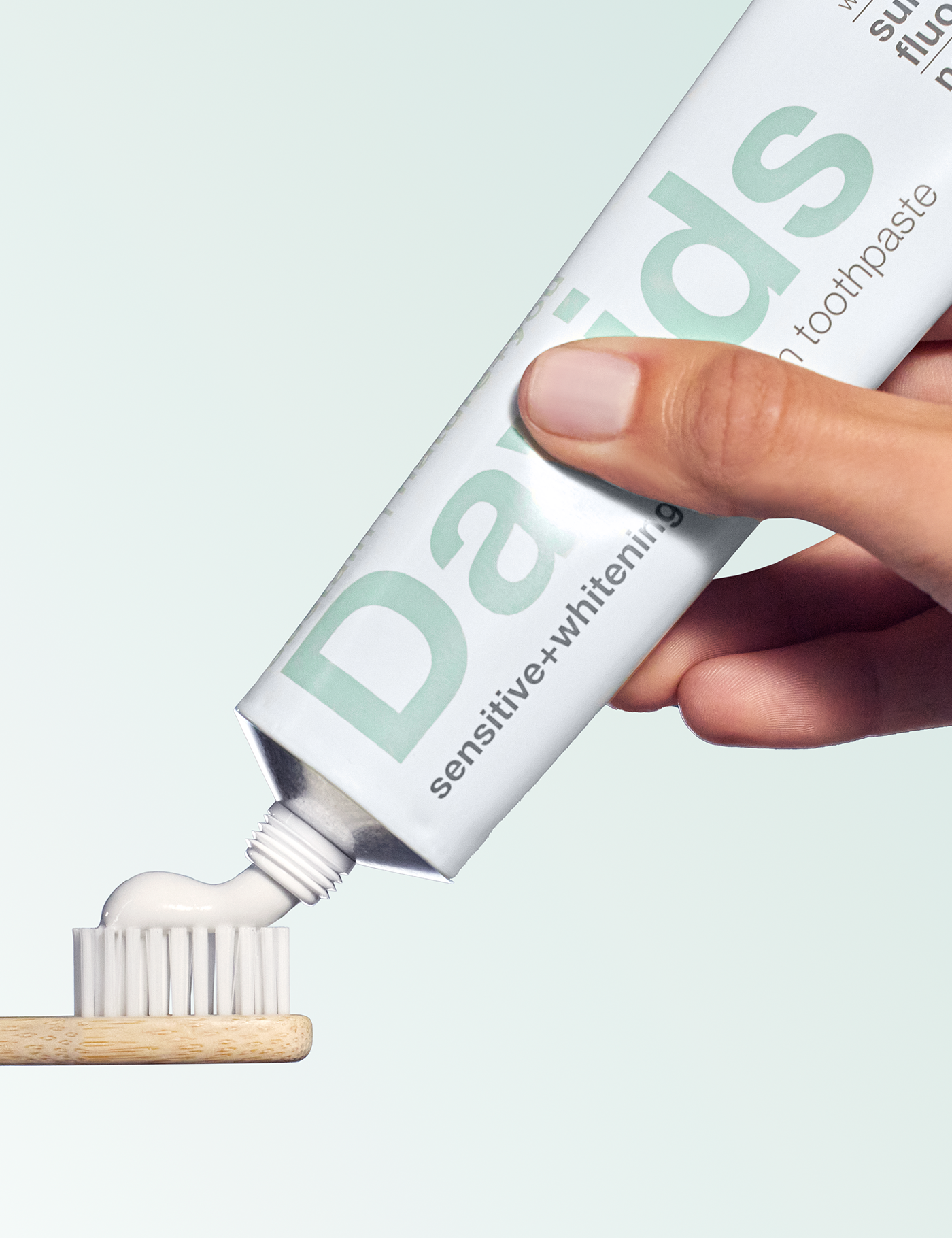 Sensitive+Whitening NH Toothpaste - Peppermint